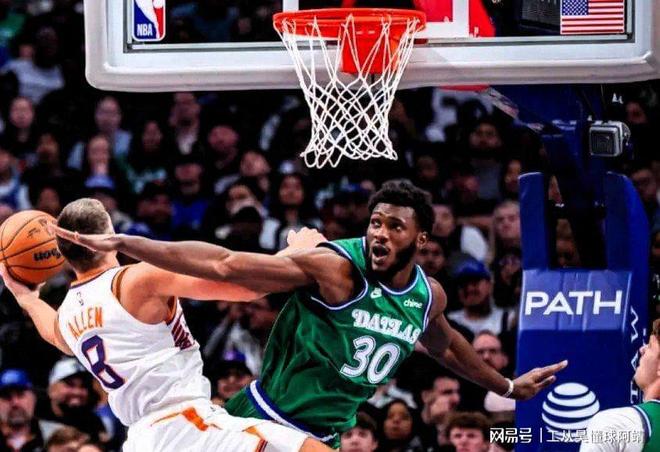 九游体育官网-包含这也行？达拉斯独行侠回应争议备战葡超菲尼克斯太阳关键时刻扳平良机，今晨欧冠传出新动向的词条