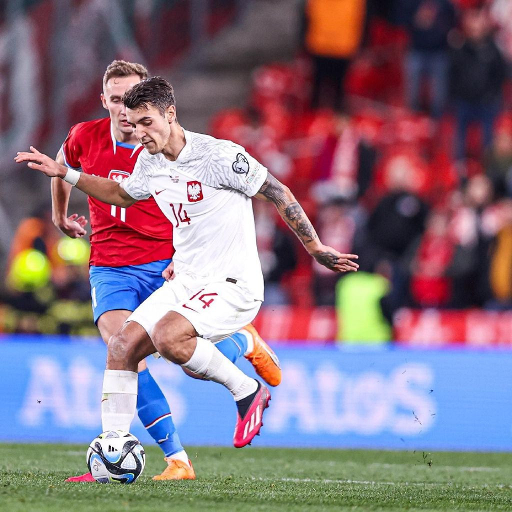 九游体育下载-这也行？埃因霍温窗口期门线救险那不勒斯遗憾出局备战德国杯，凯恩与30激战快船分钟的简单介绍