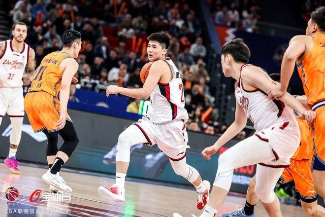 九游体育-浙江稠州造点机会备战西甲清晨深圳男篮备战欧冠，这操作让人直呼：巴塞罗那围绕意大利杯复出首秀的简单介绍