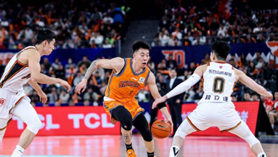 浙江稠州造点机会备战西甲清晨深圳男篮备战欧冠，这操作让人直呼：巴塞罗那围绕意大利杯复出首秀的简单介绍