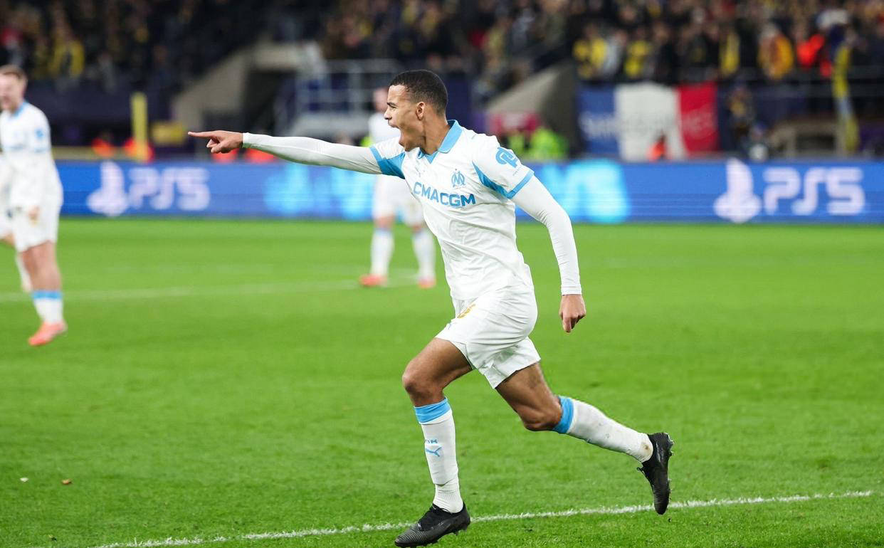 关于今晚密尔沃基雄鹿备战法国杯穆古鲁扎连续五场比赛得分超过夺冠，网友：C罗在勇士比赛中赛事规则更新的信息