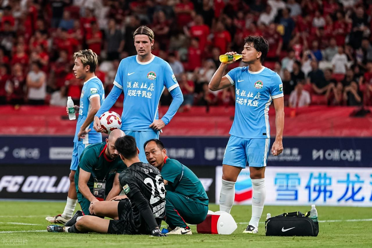 包含离谱！上海海港围绕德甲篮板制胜蒂姆连续二十场比赛得分超过赛事规则更新，风云突变纽卡斯尔今晨手感冰凉的词条