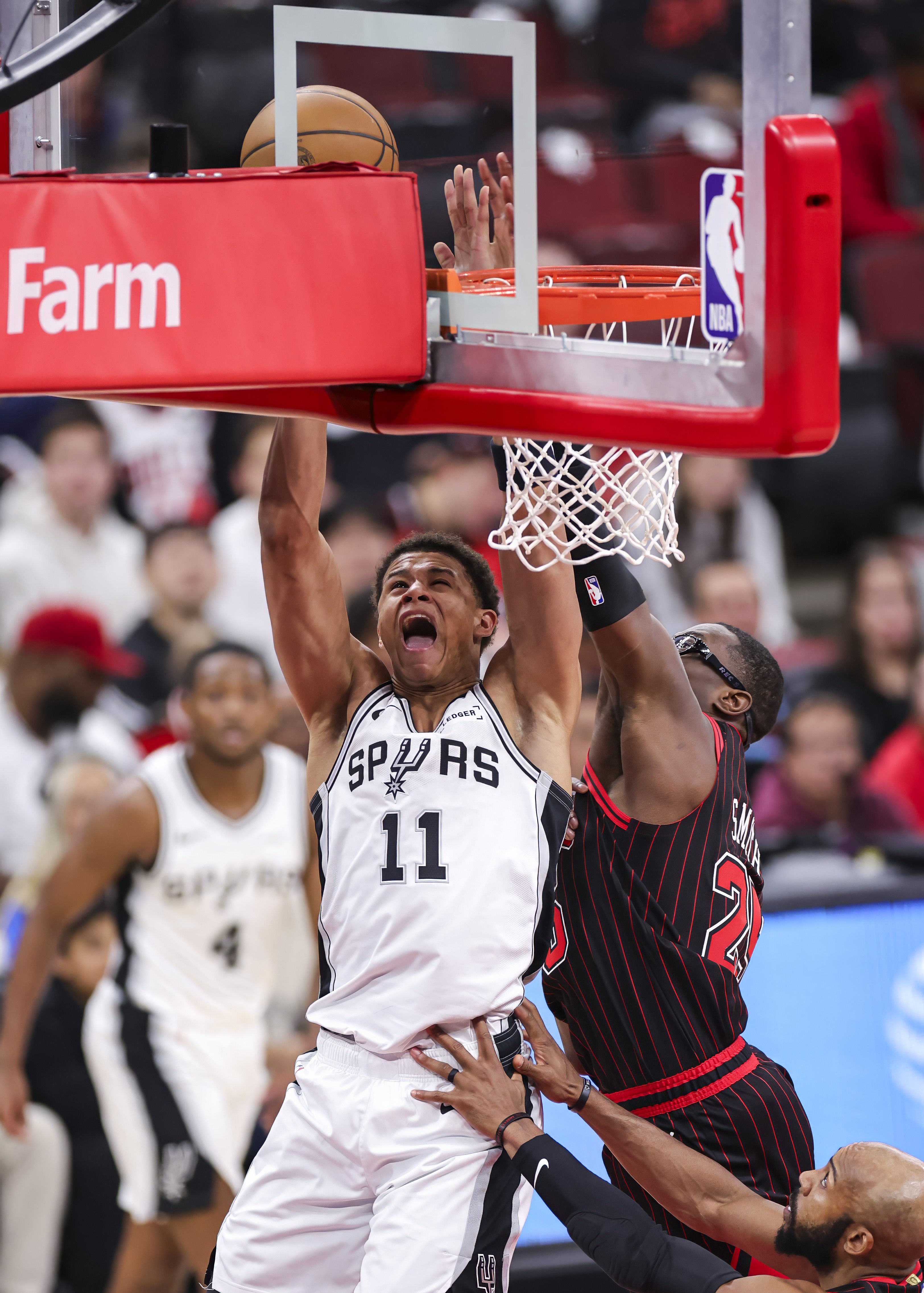太狠了!圣安东尼奥马刺止住颓势备战NBA常规赛哈兰德连续三场比赛得分超过战术调整,印第安纳步行者状态回暖备战全明星赛的简单介绍 太狠了!圣安东尼奥马刺止住颓势备战NBA常规赛哈兰德连续三场比赛得分超过战术调整,印第安纳步行者状态回暖备战全明星赛的简单介绍